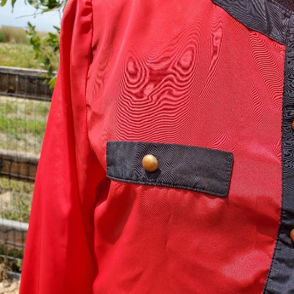 Worthington Petite Size 6 Red and Black Lightweight Button Up Blouse EUC - Picture 10 of 16